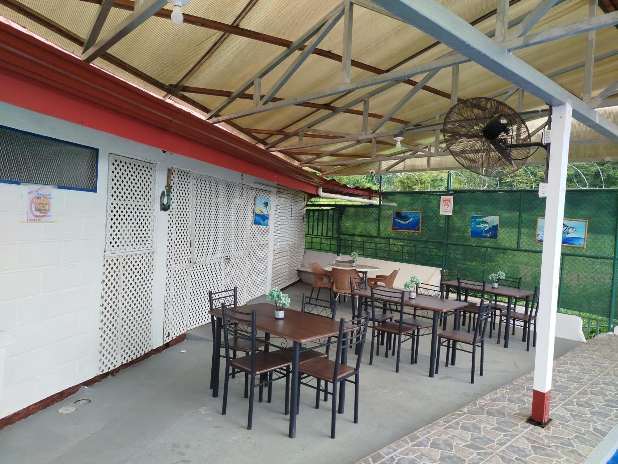 גולפיטו Hotel Pez Gallo מראה חיצוני תמונה