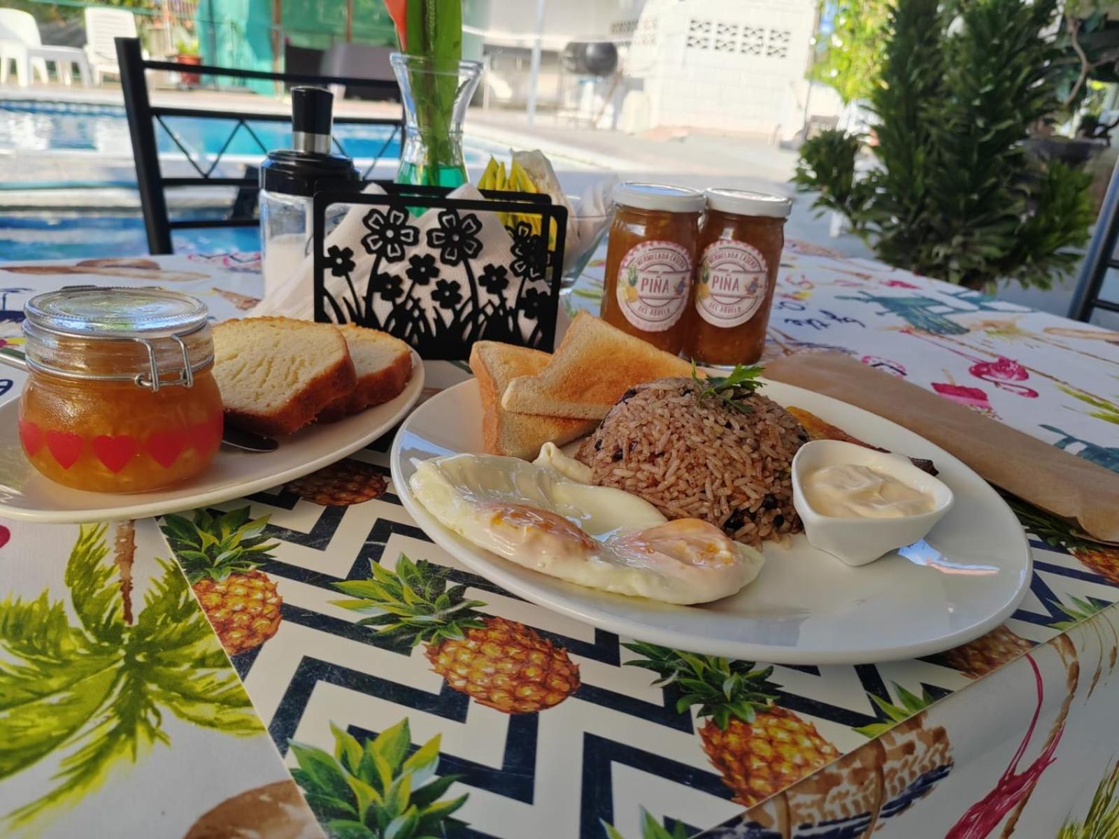 גולפיטו Hotel Pez Gallo מראה חיצוני תמונה